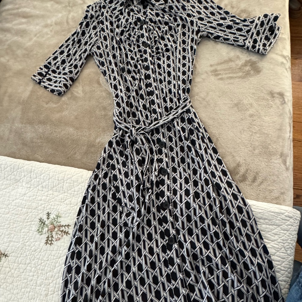 Laundry By Shelli Segal Black and White Geometric Midi Dress